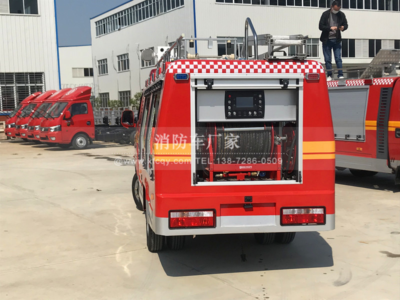 �|�L(f��ng)��(gu��)��С�ͼ�(x��)ˮ�F����܇���M(j��n)�ڱá�