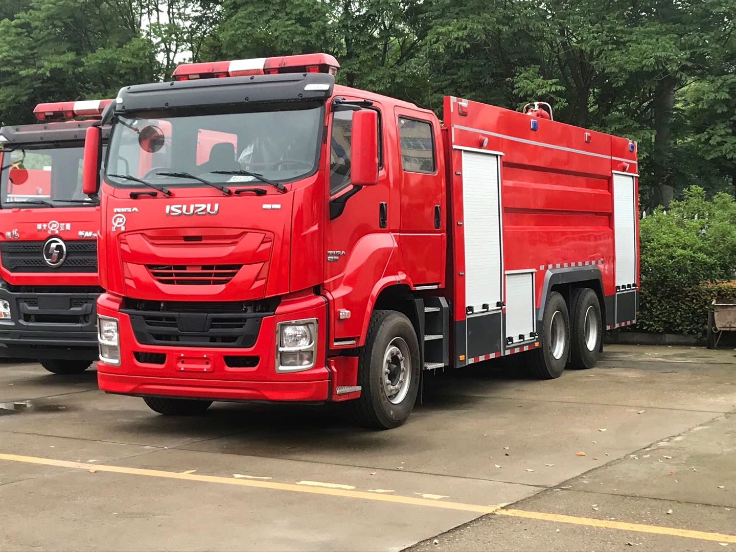 ��ʮ⏸ɷ���ĭ(li��n)������܇(ch��)